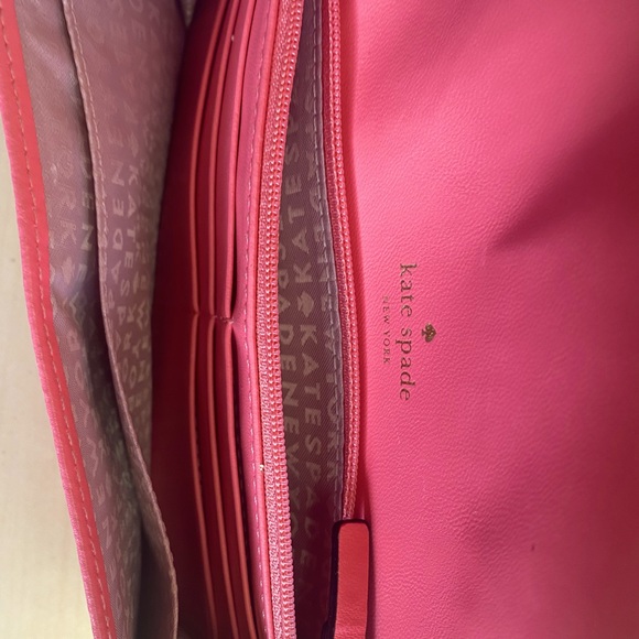 Kate Spade wallet - Picture 3 of 3